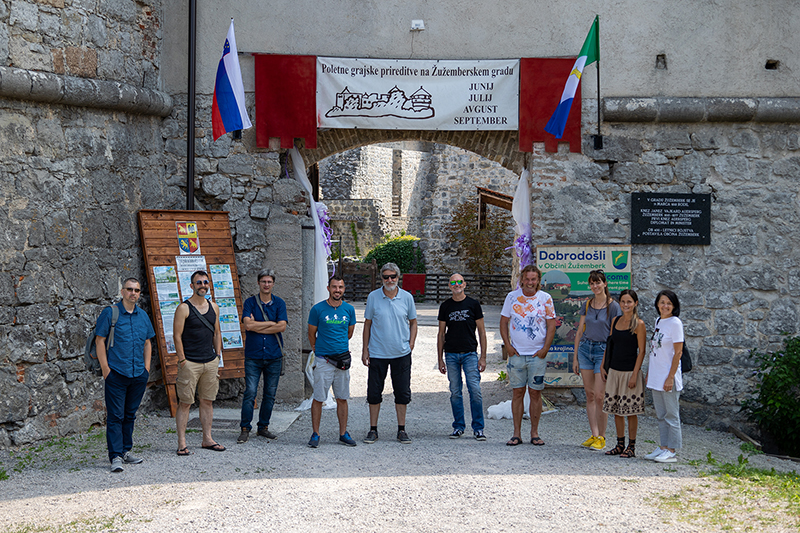 sudionici likovne kolonijeWEB